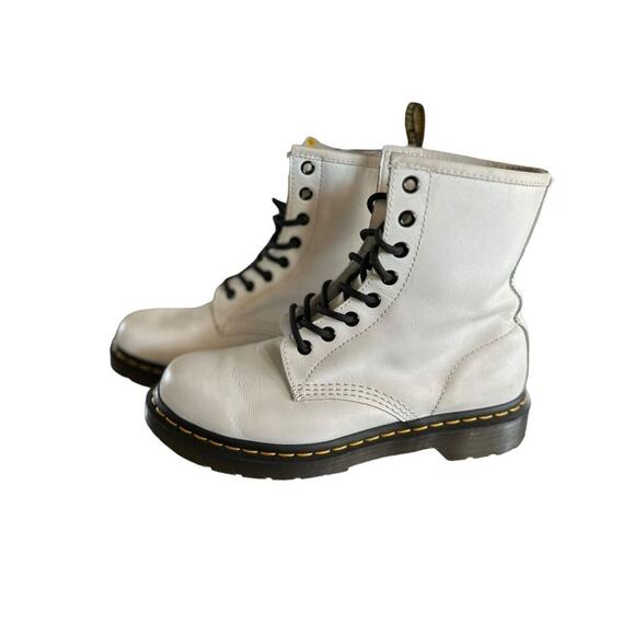 Dr. Martens 1460 white leather boots women's size 8. EUC - Picture 3 of 10